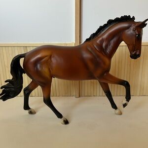 Traditional BreyerFest 2018 Store special “Icabad Crane”